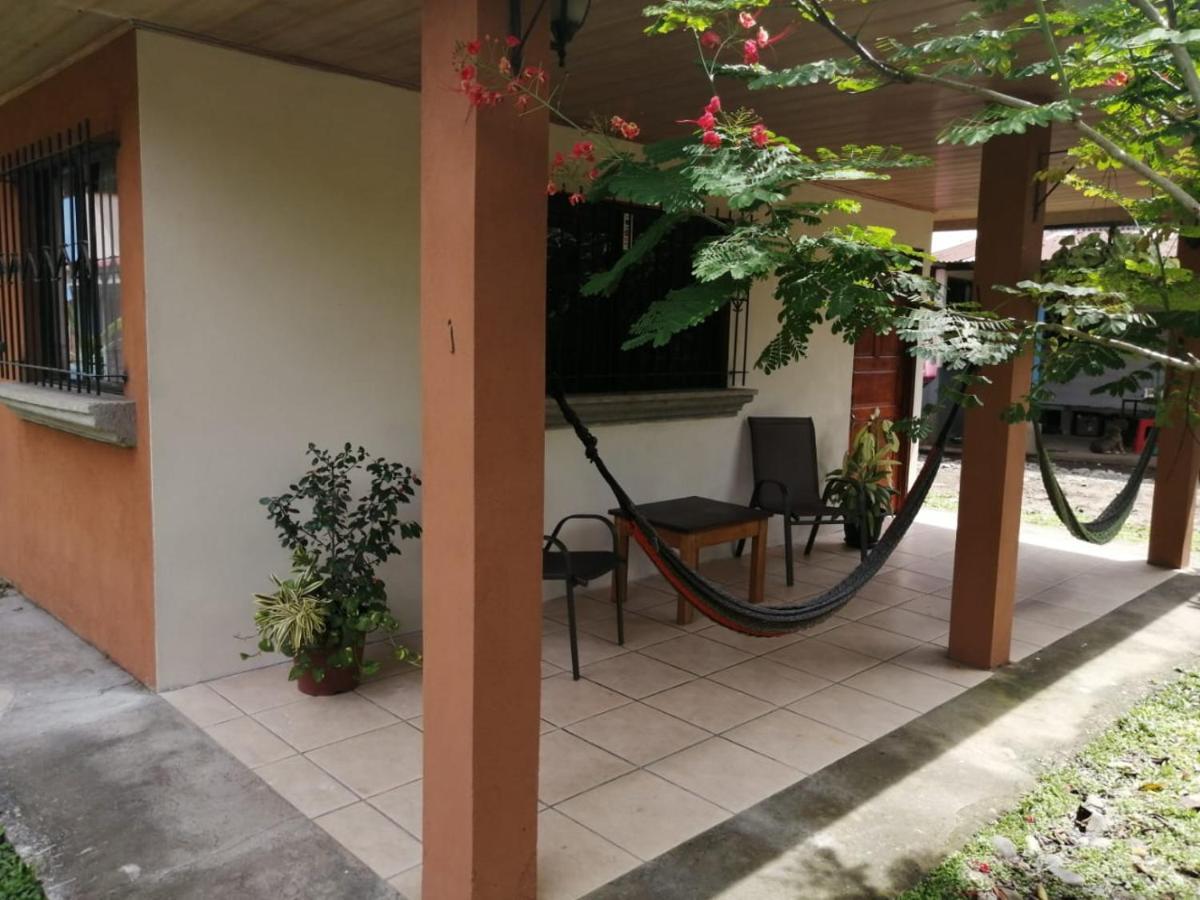 Cahuita Lodge Exterior photo