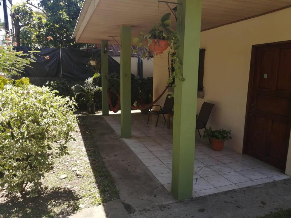 Cahuita Lodge Exterior photo